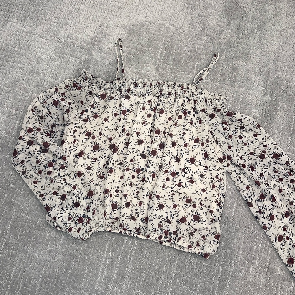 Floral off the shoulder crop long sleeve